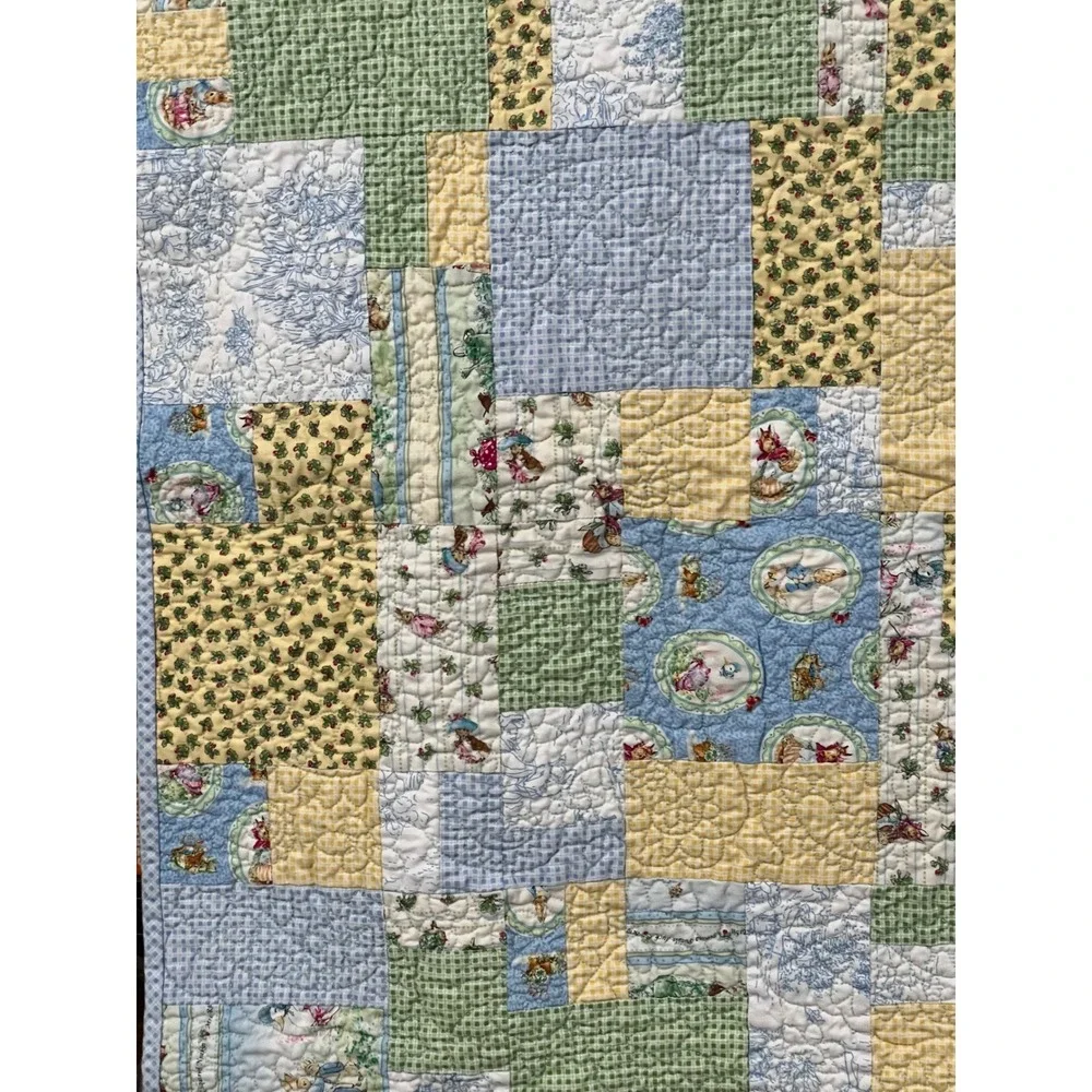 Beatrix Potter Peter Rabbit Baby‎ Quilt 42x36 Pastel Patchwork Nursery